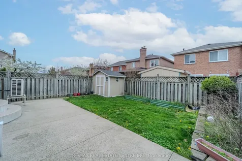 36 Kentucky Drive Brampton ON L6Y 4E9