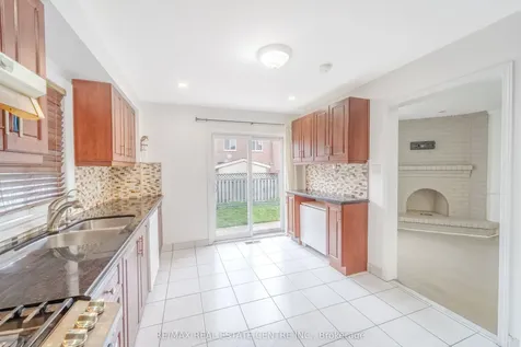 36 Kentucky Drive Brampton ON L6Y 4E9