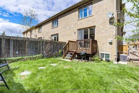 2325 Stone Glen Crescent Oakville ON L6M 0C9