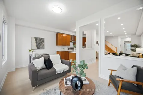 3302 Stoney Crescent Mississauga ON L5M 0N5