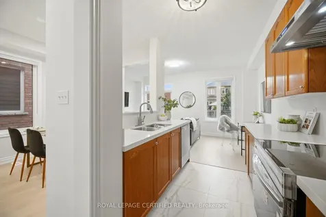 3302 Stoney Crescent Mississauga ON L5M 0N5