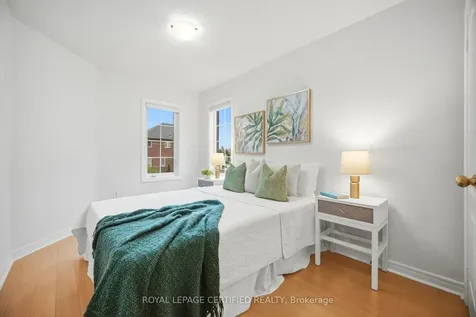 3302 Stoney Crescent Mississauga ON L5M 0N5