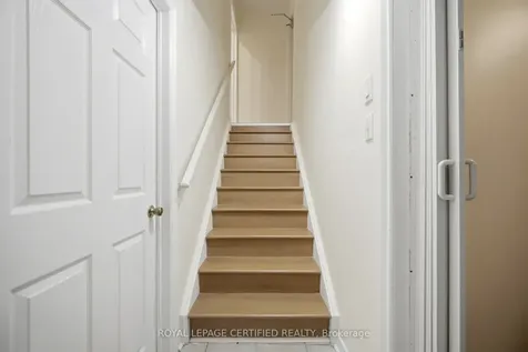 3302 Stoney Crescent Mississauga ON L5M 0N5