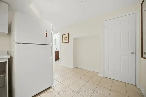 3302 Stoney Crescent Mississauga ON L5M 0N5