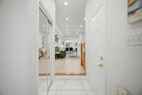 3302 Stoney Crescent Mississauga ON L5M 0N5