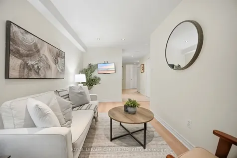 3302 Stoney Crescent Mississauga ON L5M 0N5