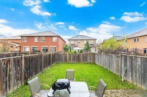 3302 Stoney Crescent Mississauga ON L5M 0N5