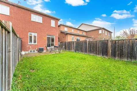 3302 Stoney Crescent Mississauga ON L5M 0N5
