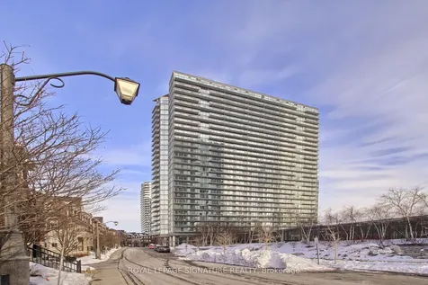 103 The Queensway N/a Toronto ON M6S 5B4