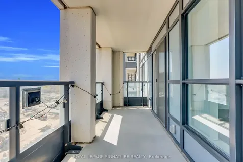7 Mabelle Avenue Toronto ON M9A 4X7