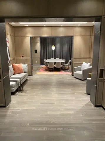 7 Mabelle Avenue Toronto ON M9A 4X7