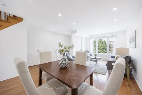 5030 Heatherleigh Avenue Mississauga ON L5V 2G7