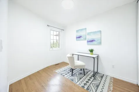 5030 Heatherleigh Avenue Mississauga ON L5V 2G7