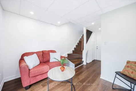 5030 Heatherleigh Avenue Mississauga ON L5V 2G7
