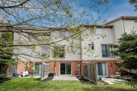 5030 Heatherleigh Avenue Mississauga ON L5V 2G7