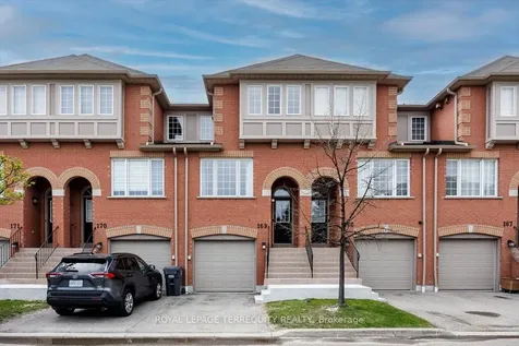 5030 Heatherleigh Avenue Mississauga ON L5V 2G7