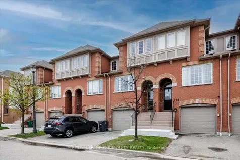 5030 Heatherleigh Avenue Mississauga ON L5V 2G7