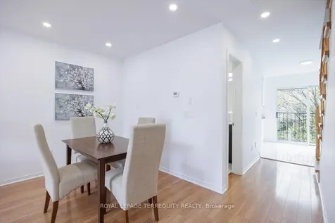 5030 Heatherleigh Avenue Mississauga ON L5V 2G7