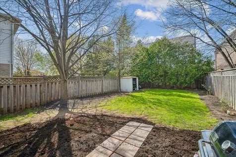 421 Levanna Lane Oakville ON L6H 6B8