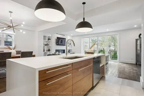 518 Hager Avenue Burlington ON L7S 1P3