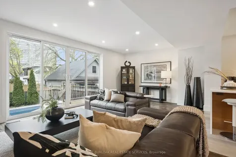 518 Hager Avenue Burlington ON L7S 1P3