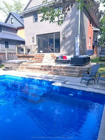 518 Hager Avenue Burlington ON L7S 1P3
