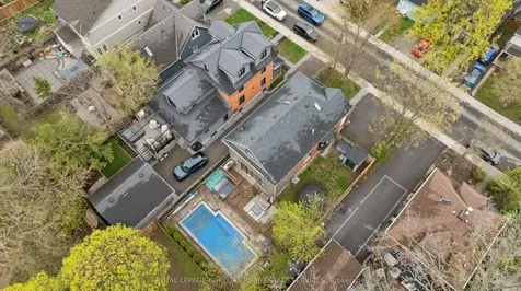 518 Hager Avenue Burlington ON L7S 1P3