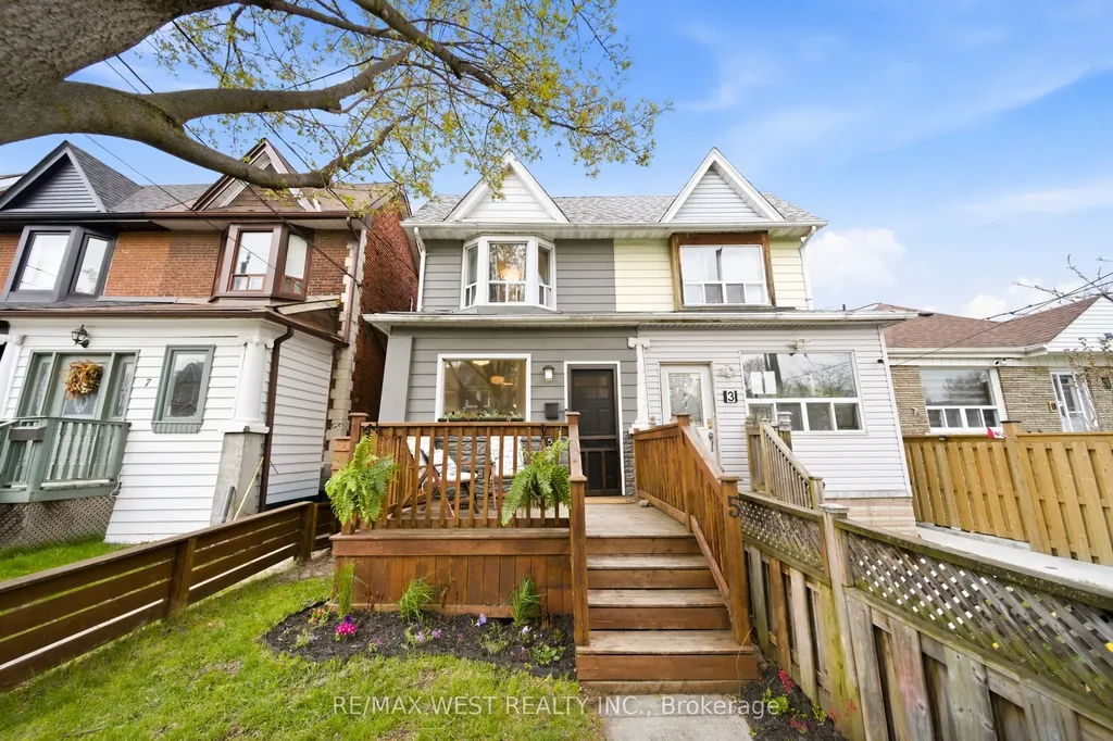 5 Norval Street Toronto ON M6N 3Z1