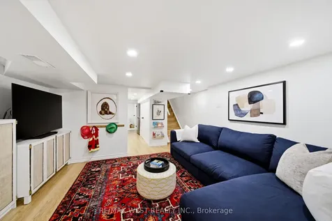 5 Norval Street Toronto ON M6N 3Z1