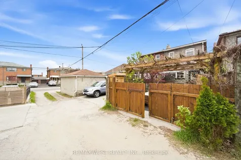 5 Norval Street Toronto ON M6N 3Z1