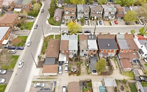 5 Norval Street Toronto ON M6N 3Z1