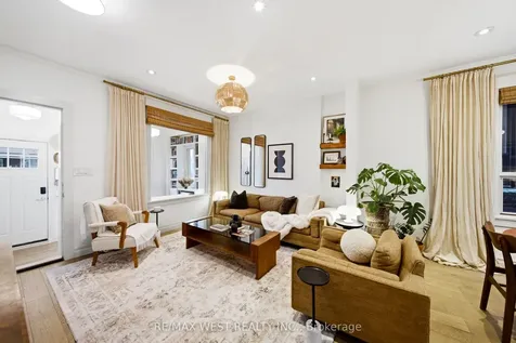 5 Norval Street Toronto ON M6N 3Z1