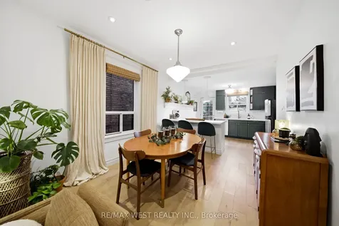 5 Norval Street Toronto ON M6N 3Z1