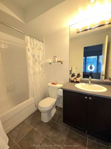 3115 Boxford Crescent Mississauga ON L5M 8N8