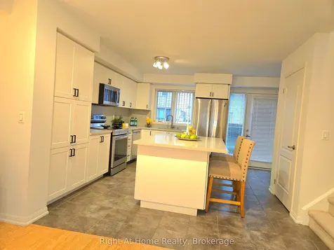 3115 Boxford Crescent Mississauga ON L5M 8N8