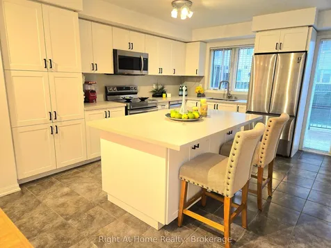 3115 Boxford Crescent Mississauga ON L5M 8N8