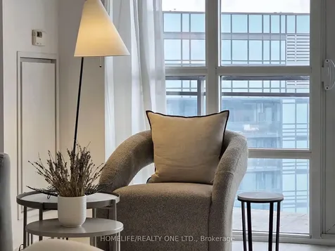 38 Joe Shuster Way Toronto ON M6K 0A5