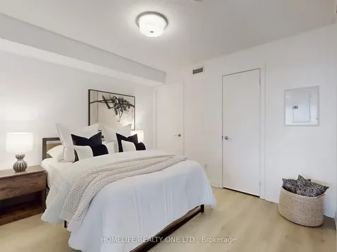 38 Joe Shuster Way Toronto ON M6K 0A5
