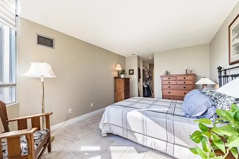 310 Mill Street S Brampton ON L6Y 3B1