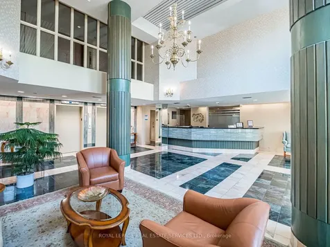 310 Mill Street S Brampton ON L6Y 3B1