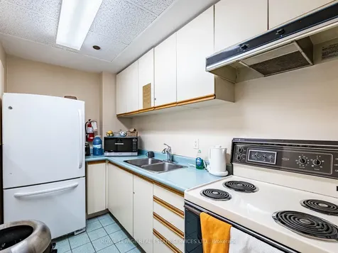 310 Mill Street S Brampton ON L6Y 3B1