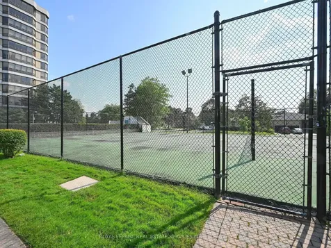 310 Mill Street S Brampton ON L6Y 3B1