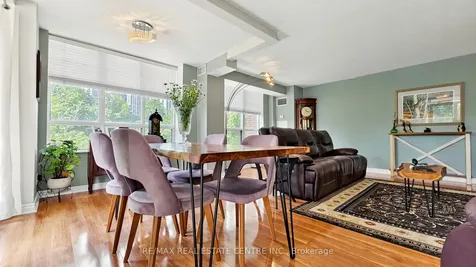 156 Enfield Place Mississauga ON L5B 4L8