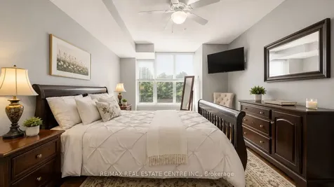 156 Enfield Place Mississauga ON L5B 4L8