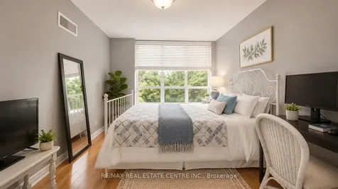 156 Enfield Place Mississauga ON L5B 4L8