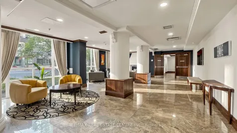 156 Enfield Place Mississauga ON L5B 4L8