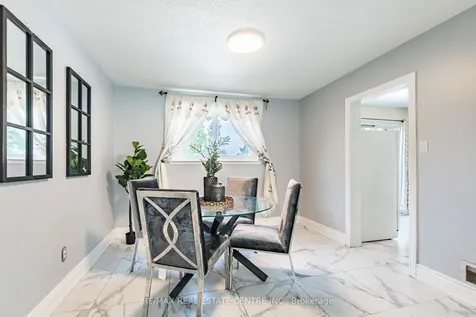 20 Earnscliffe Circle Brampton ON L6T 2B2