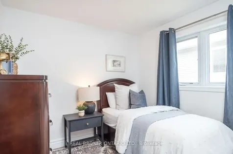 12 Kingsley Road Halton Hills ON L7J 2Z5