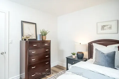 12 Kingsley Road Halton Hills ON L7J 2Z5