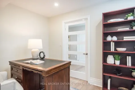 12 Kingsley Road Halton Hills ON L7J 2Z5
